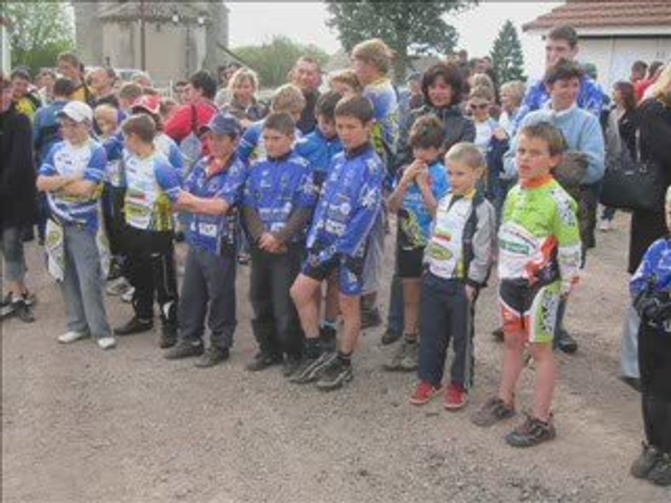 Dettey 3e manche du Trophe de Bourgogne VTT jeunes 030509