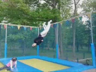 Juju&Alex Trampo Powaa