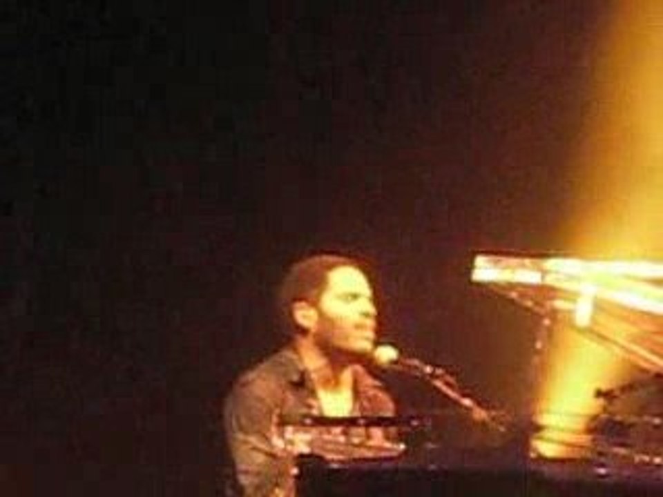 Lenny Kravitz ILL be waiting