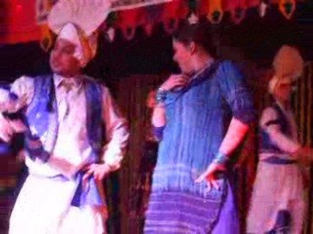 holi mela,BHANDRA,PERFOMED By panjabi comunity young sters