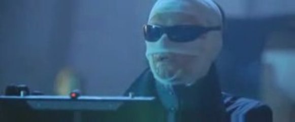 Fringe - 1x20 - There's More Than One of Everyhing Promo