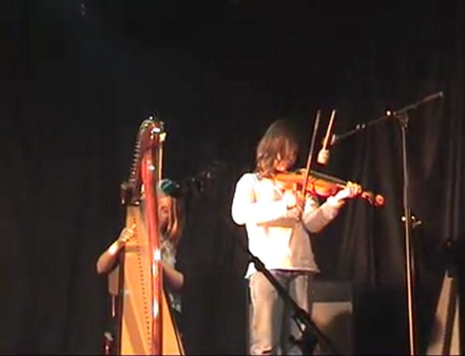 Loreena et Isadora harpe et violon