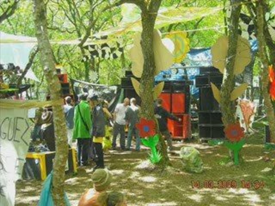 Flower Power DJ's  1,2,3 Mai 09 BTP Family West Unit (16)