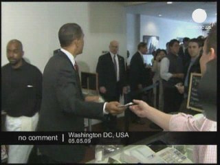 Barack Obama et Joe Biden dans un burger