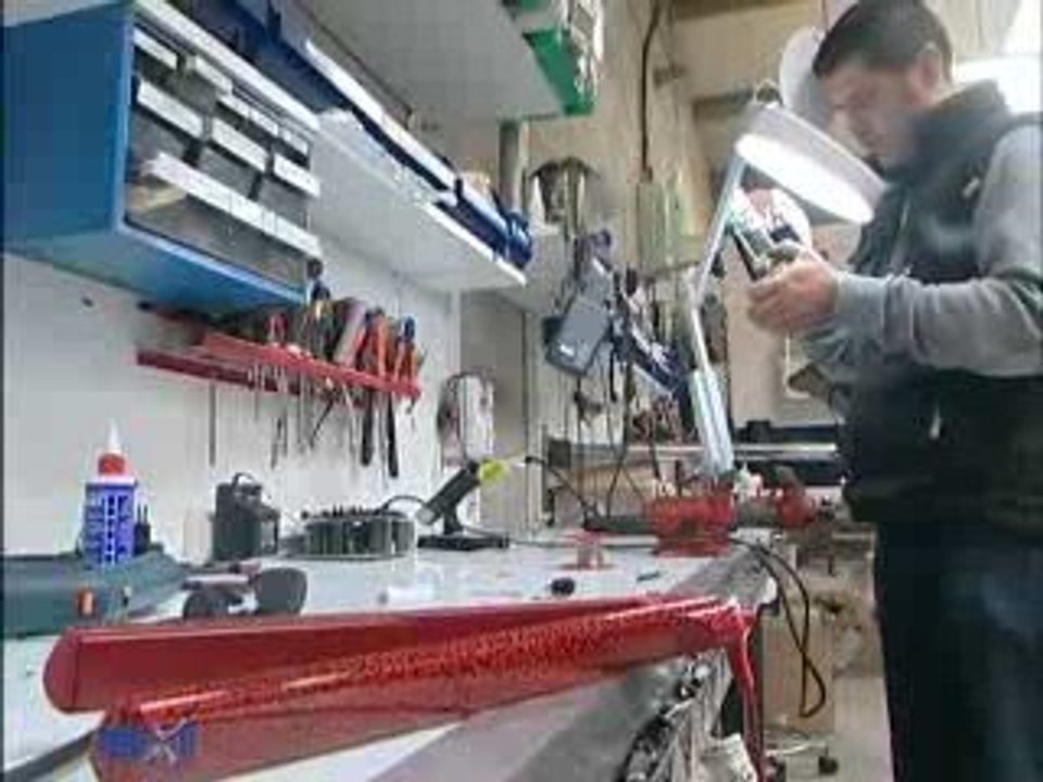 Film professionnel MATERIEL COIFFURE.COM Isère, Tignieu Jameyzieu (38) -  Matériel Commerce Coiffure - materiel coiffure,   materiel, fournitures, accessoires,soins, coloration, esthétique, commerce, magasin, neuf, occasion