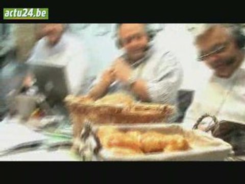 Actu24 - Didier Reynders reçoit radio Nostalgie