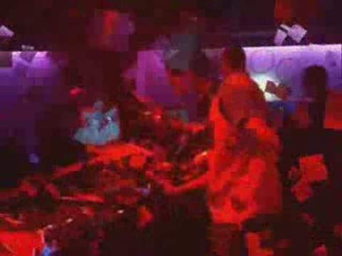 Guest Yann BUTLER seven Discotheque Avril 2009