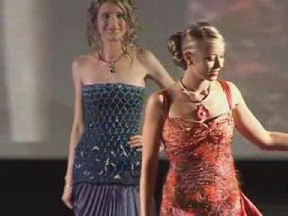 Miss agglo Dreux 2009 défilé robe de soirée 1