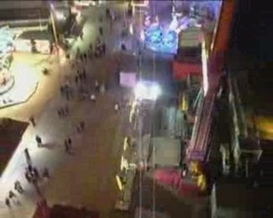 Fête foraine de Tours 2009 - Bomber Maxxx (On-Ride) de nuit