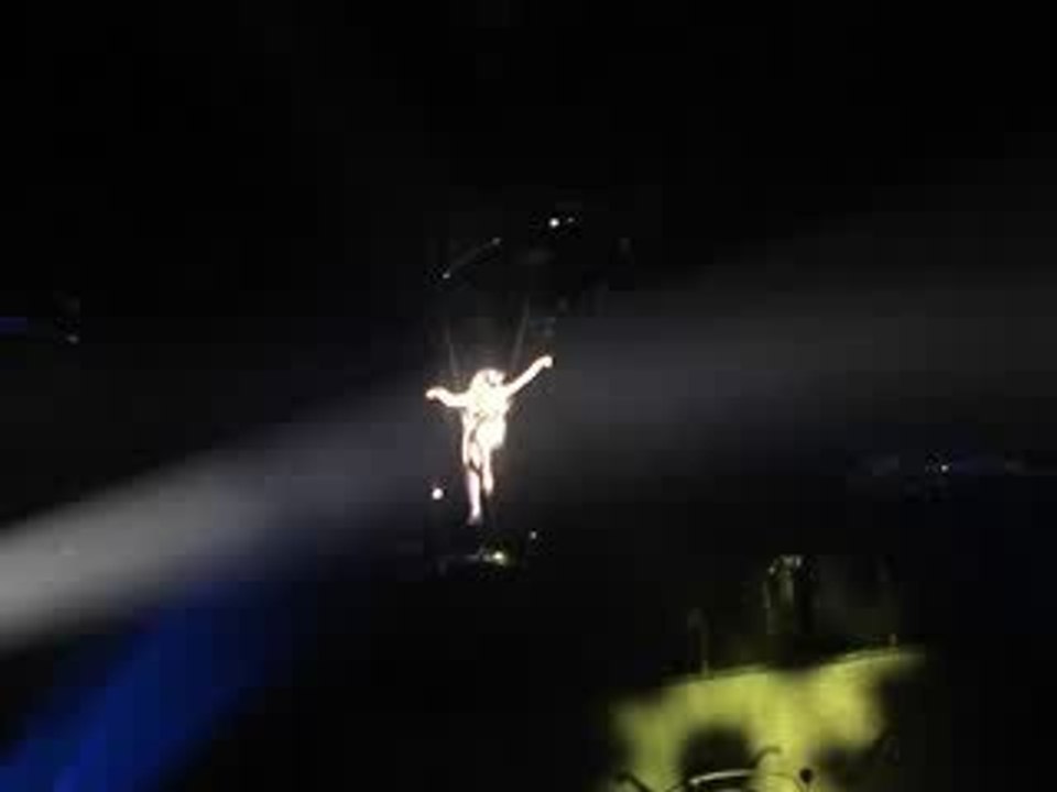 Beyoncé dans les airs au Zénith de Strasbourg