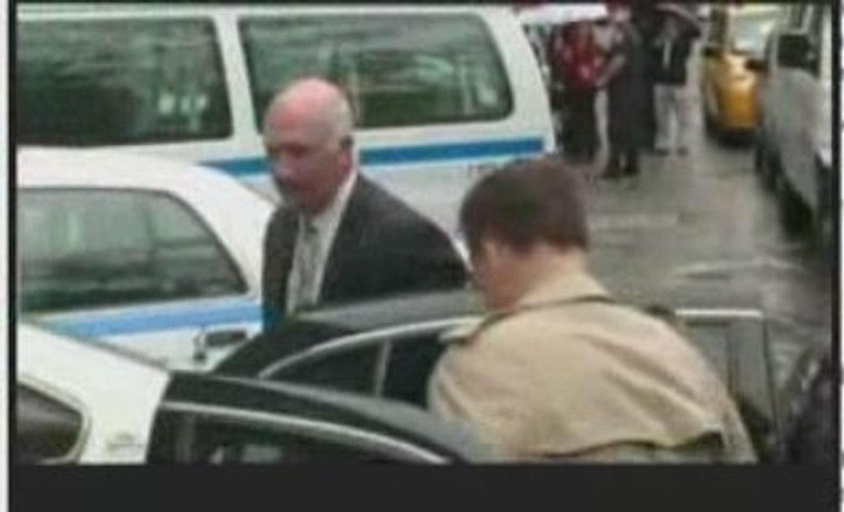 07 May 09 Kiefer Sutherland (2)