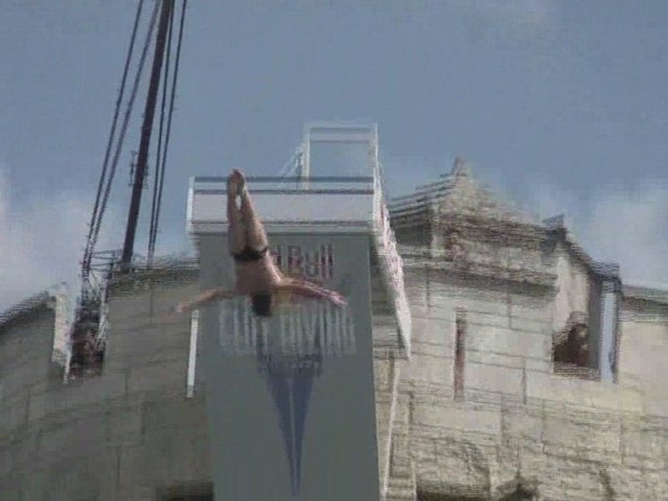CLIFF DIVING LA ROCHELLE