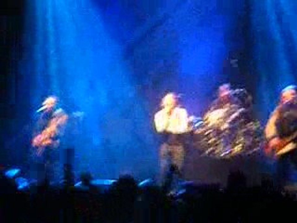 concert des fatals picards a la coopé