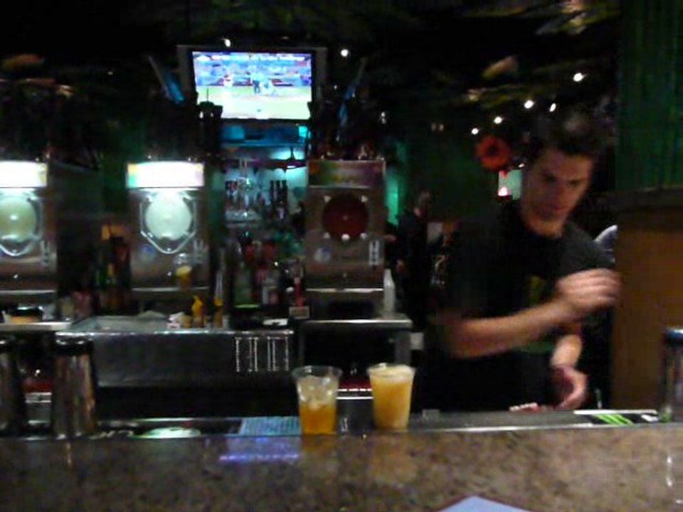 Barman LAS VEGAS CASINO GOLDEN NUGGET de FREEMONT STREET