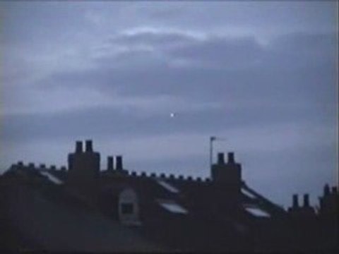 England Ovni UFO Birmingham UK 2008 les-ovnis.com