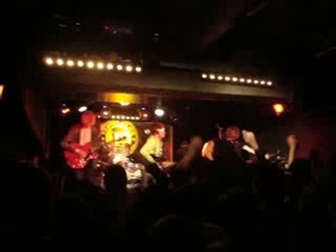 The Dusty's like @ Gibus - Paris.