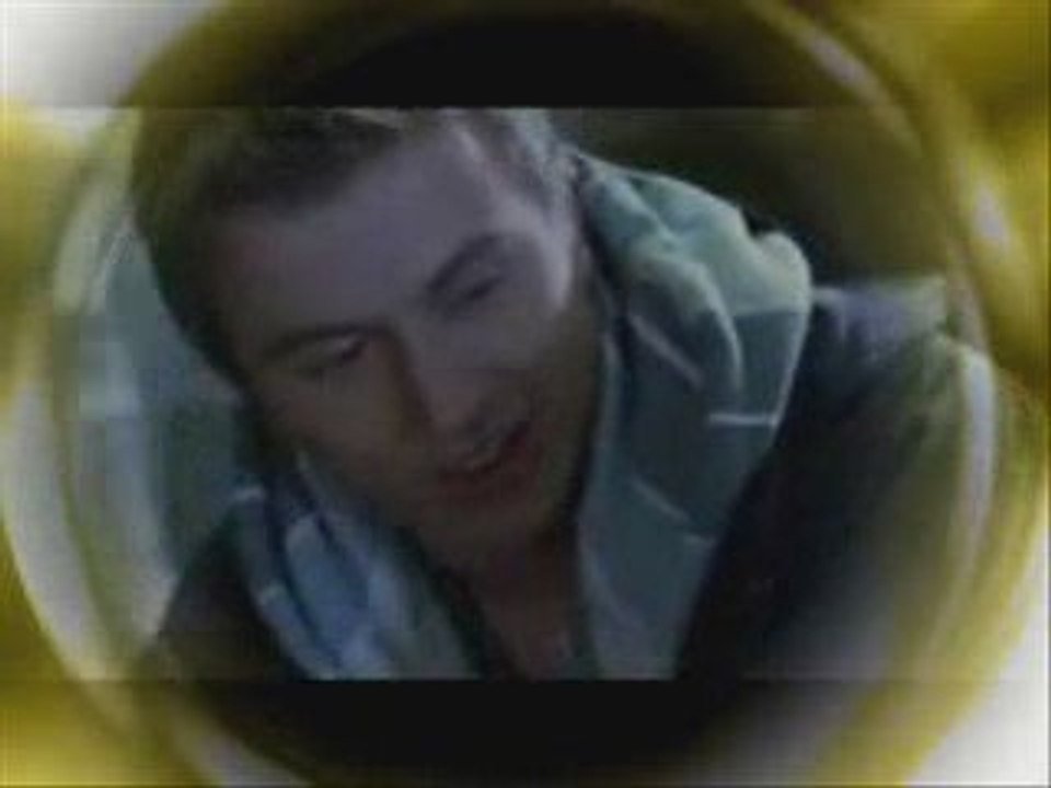 CLIP CENTER STAGE IT UP extrait 2