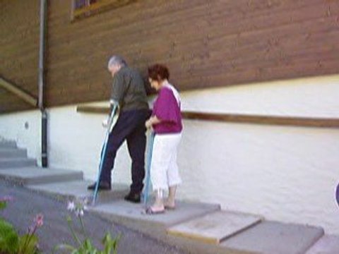 Hans escaliers mai 2009 à la montée