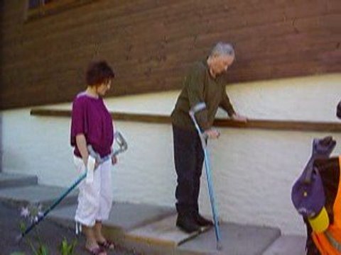 Hans escaliers mai 2009 à la descente