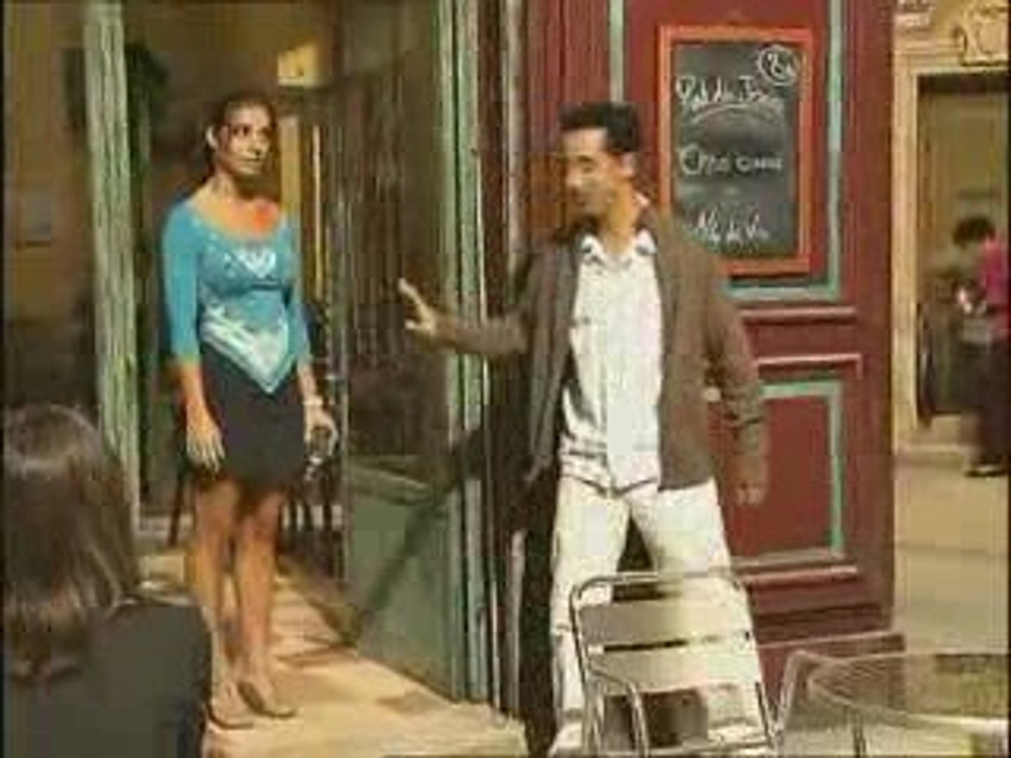 Malik Dans Plus Belle La Vie Laure/Malik...et sa mère...!! - Vidéo Dailymotion