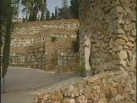 Mort au fil des siècles : dernières demeures (2/2)