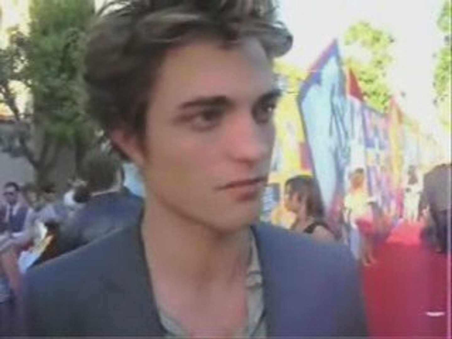 Robert Pattinson!