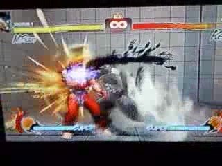 M Bison petit combo