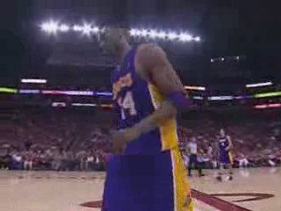 kobe bryant24 amazing buzzer beater
