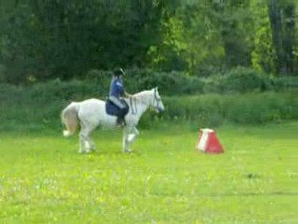 Manon et Doudou en Cross