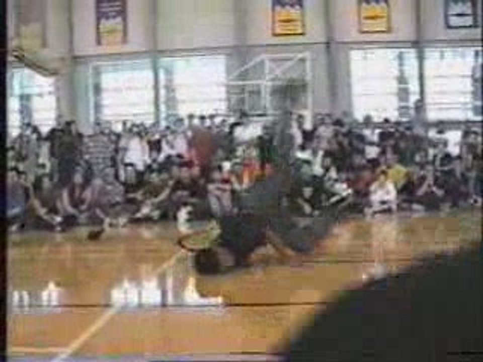 bboy Omar  www.bboyworld.com