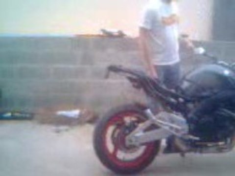 gsr 600 Sans pot arrière 1/4