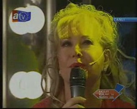 Bedia Akartürk -Zahidem