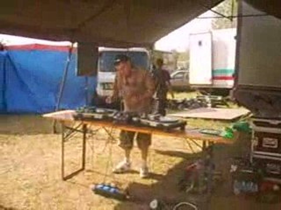 teknival 2009 les Chepaki !!! 2