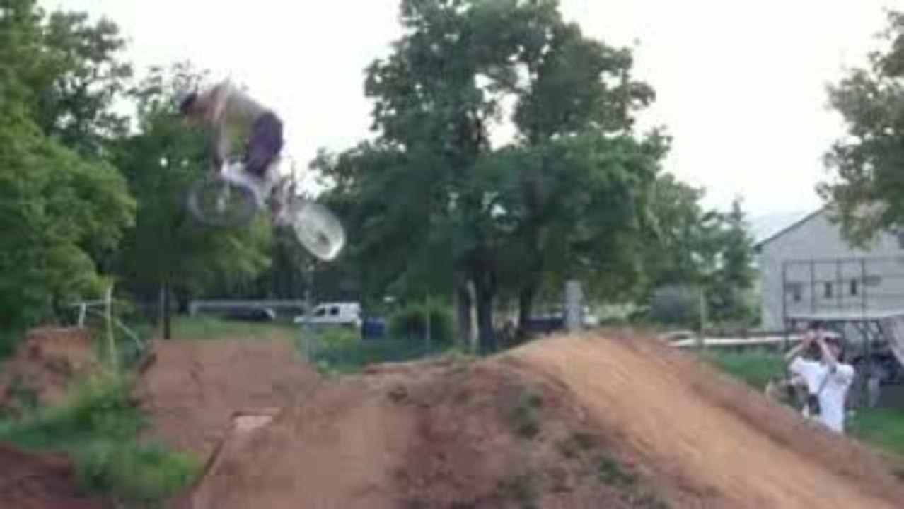 bmx 2
