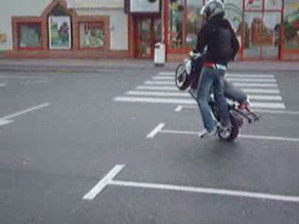 snykeurs stunt ( stunt wheel team) swt