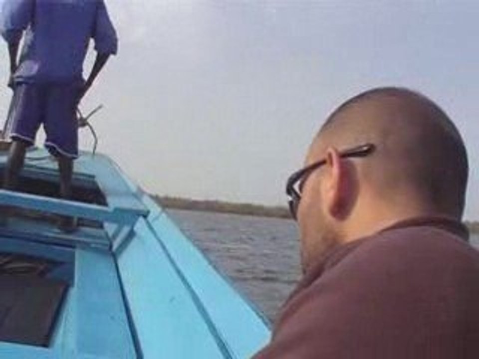 MOV011