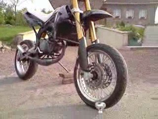 DERBI TEAMKRO106 2eme finaliste du twistershow2