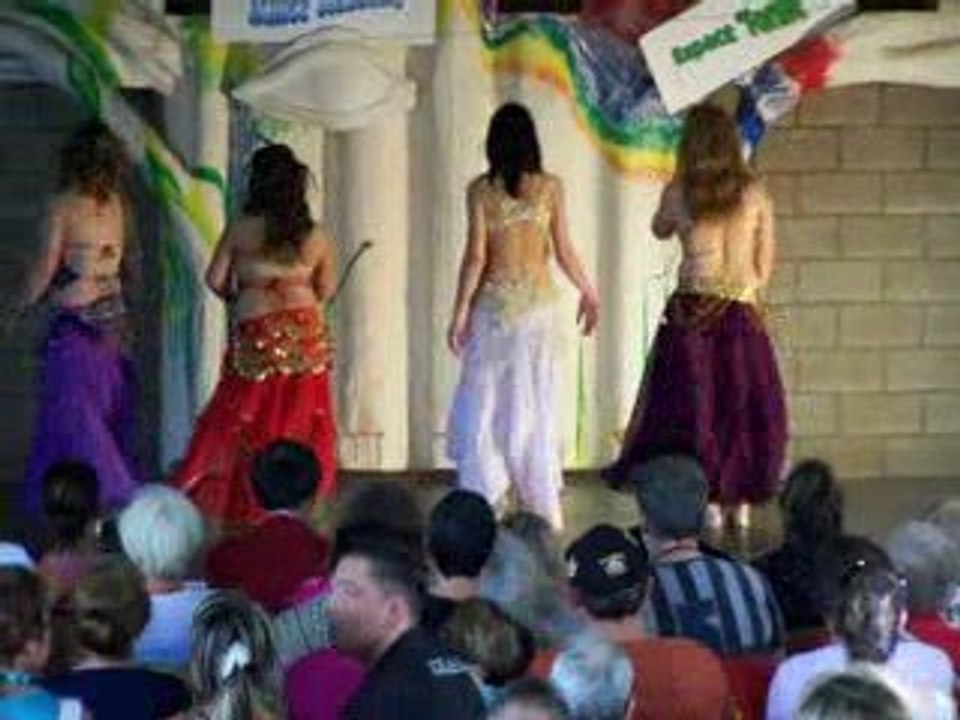 Danse Orientale Fin D'Année - Solo