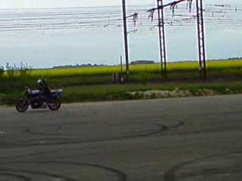 V260409_16.21