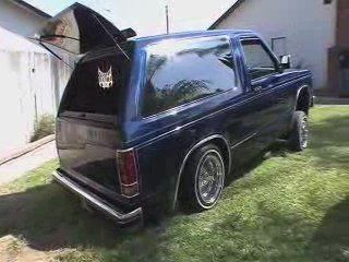 WOW!! Vida Guerra is HOT in this video!