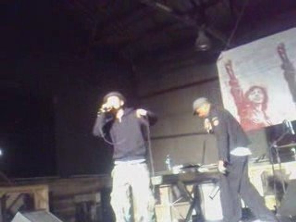 Y (Reflet) "De la poussière" Live, 25 avril 2009