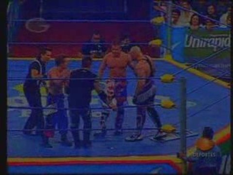 Konnan vs Vampiro [seconds hair]
