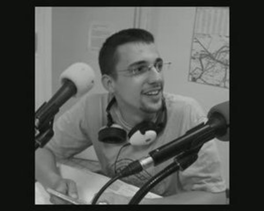 best of CEDRIC A LA RADIO " le monde est fou " saison 2