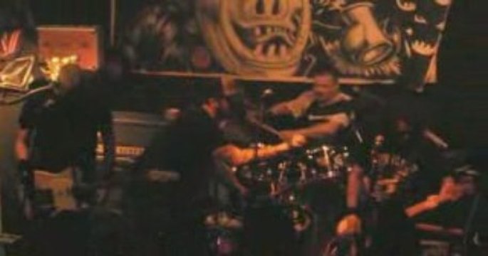 Spermicide live in Paris at la miroiterie 9 may 2009 2/2