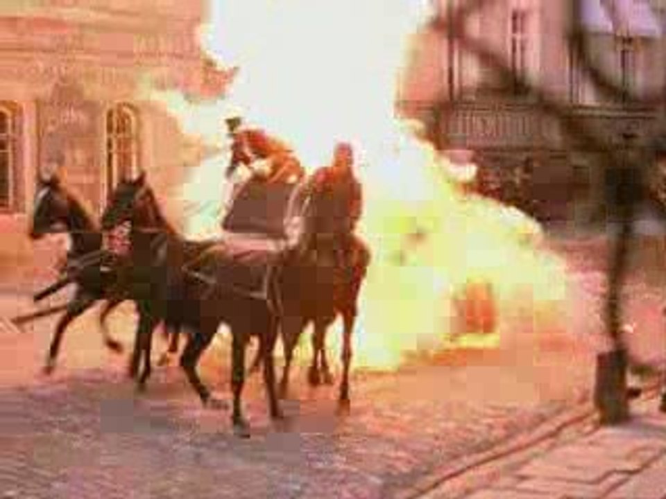 Владимир Высоцкий-Оплавляются Свечи на старинный паркет