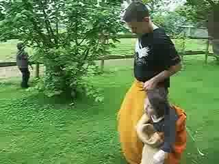 Morgane et Alex font la course... en sacs