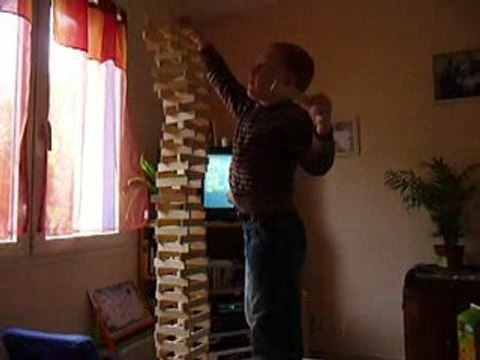 la tour kapla débute