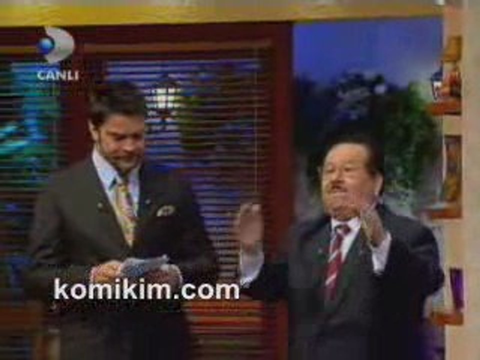 Zekeriya Beyaz Beyaz Showda