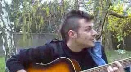 Tripote moi la bite avec les doigts, deuxième