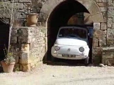 rassemblement Sarlat 2009 Fiat 500 126 tunnel spécial Fiat!